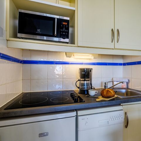 STUDIO 4 personnes - 1 Coint nuit - Balcon - Vue Jardin