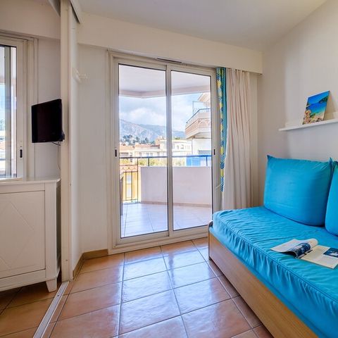 STUDIO 4 personnes - 1 Coint nuit - Balcon - Vue Jardin