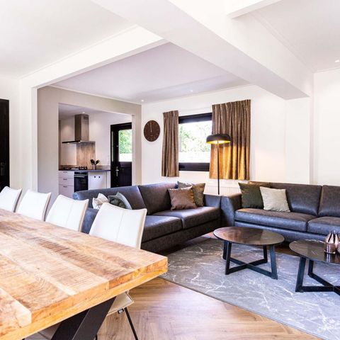 MAISON 10 personnes - Villa Wellness (bain à remous)