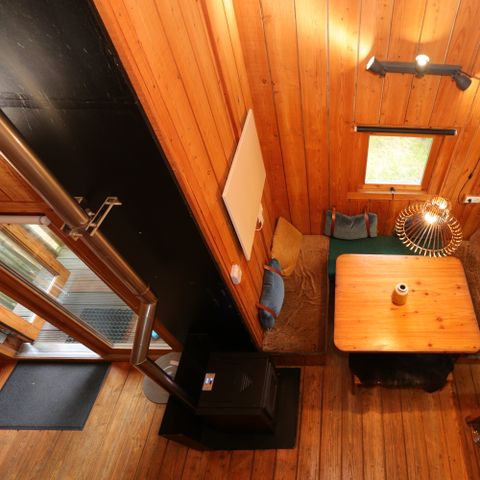 HÉBERGEMENT INSOLITE 5 personnes - Cabane de hobo à l'altitude 5