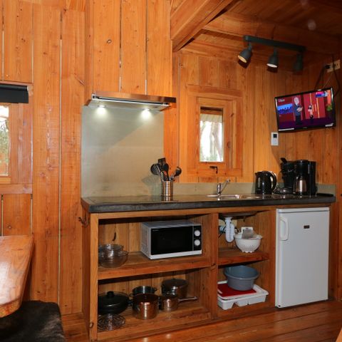 HÉBERGEMENT INSOLITE 5 personnes - Cabane de hobo à l'altitude 5
