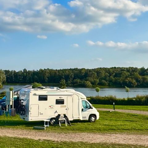 Emplacement - Aire de stationnement pour camping-cars « Comfort »