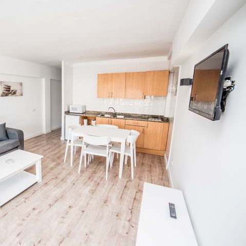 APPARTEMENT 4 personnes - (max. 3 adultes)