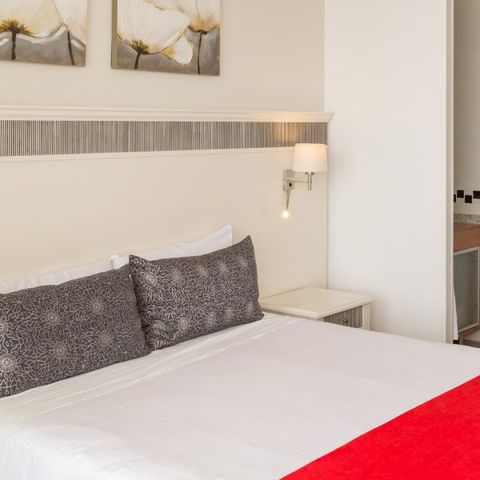 Appartement 6 personnes - 2 chambres - Vue piscine