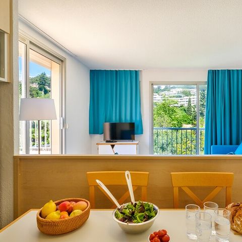 APPARTEMENT 6 personnes - 1 chambre + 1 coin nuit
