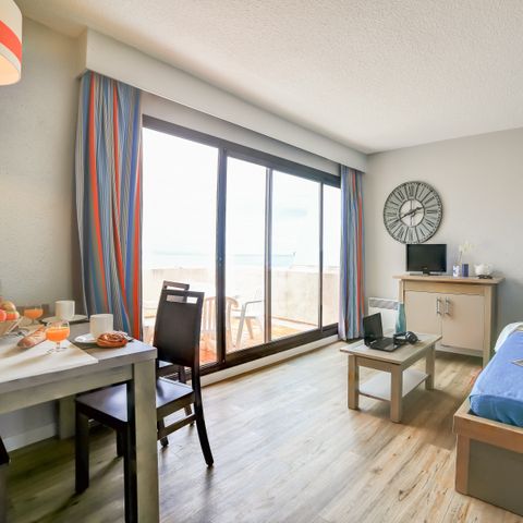Studio 4 personnes - 1 alcôve de couchage - Terrasse ou balcon - Vue sur la mer
