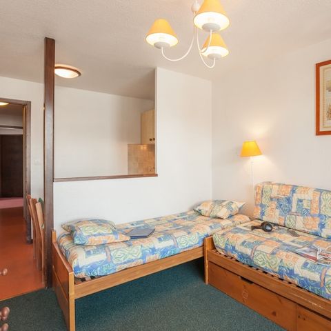 APPARTEMENT 4 personnes - (max 2 adultes) Studio Standard-Eco Y2Y14S