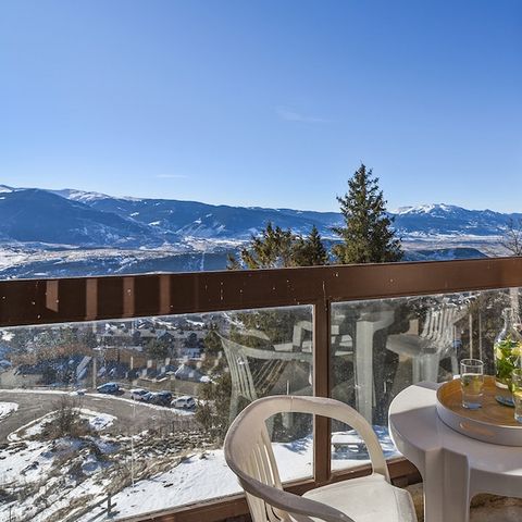 Studio 4 personnes - 1 coin - Nuit - Vue montagne dégagée