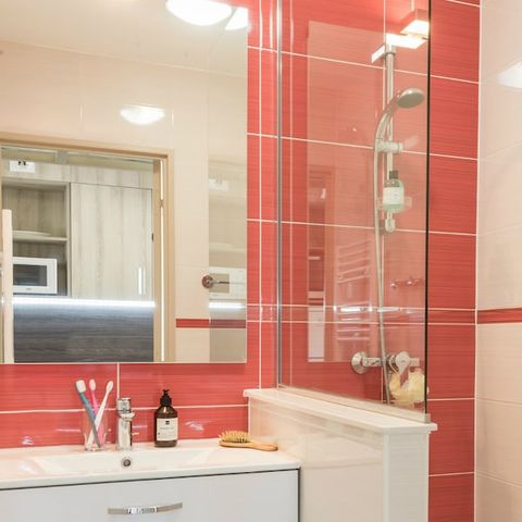 APPARTEMENT 5 personnes - (max 4 adultes) Studio Standard-Eco S1Y15D