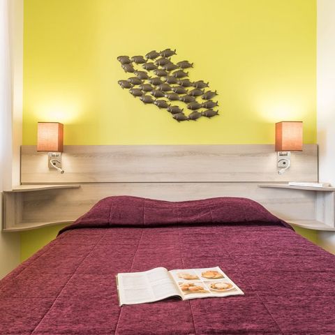 APPARTEMENT 5 personnes - (max 4 adultes) Studio Standard-Eco S1Y15D