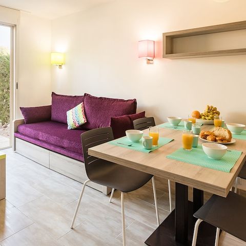 APPARTEMENT 5 personnes - (max 4 adultes) Studio Standard-Eco S1Y15D