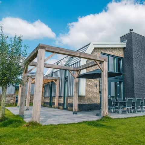 VILLA 12 personnes - villa