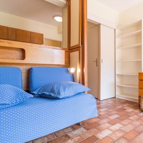 Appartement 6 personnes - 1 chambre - 1 coin - Nuit - Duplex