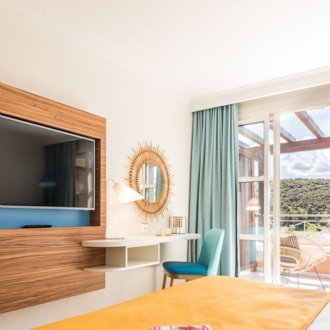 CHAMBRE 2 personnes - Chambre d'hôtel - Double - Terrasse ou balcon