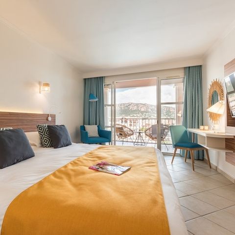 CHAMBRE 2 personnes - Chambre d'hôtel - Double - Terrasse ou balcon - Vue sur la mer
