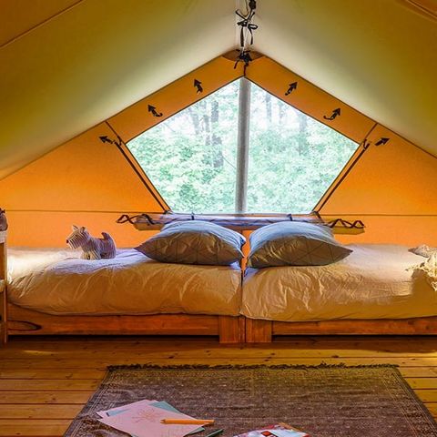 Tente en toile et en bois 6 personnes - Spotty Lodge Family (4 adultes maximum)
