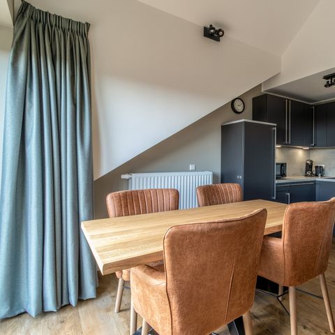 APPARTEMENT 4 personnes - élégant avec vue 2+2