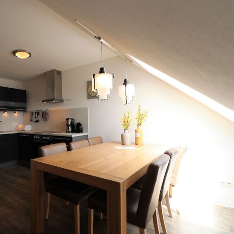 APPARTEMENT 6 personnes - penthouse attractif à proximité immédiate des pistes de ski