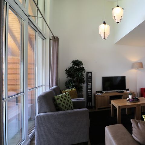 APPARTEMENT 6 personnes - penthouse attractif à proximité immédiate des pistes de ski