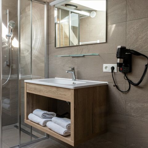 APPARTEMENT 6 personnes - A6 Penthouse de luxe près d'une station de ski