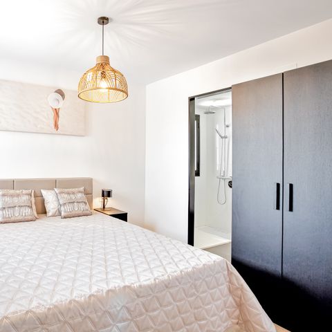 APPARTEMENT 8 personnes - avec solarium (roofterrace) et vue sur la mer