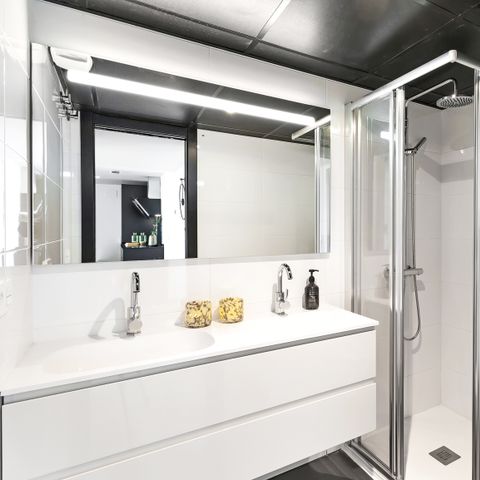 APPARTEMENT 6 personnes - avec solarium (roofterrace) et vue sur la mer