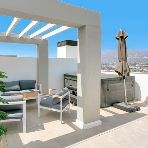 APPARTEMENT 4 personnes - Loft penthouse avec jaccuzi