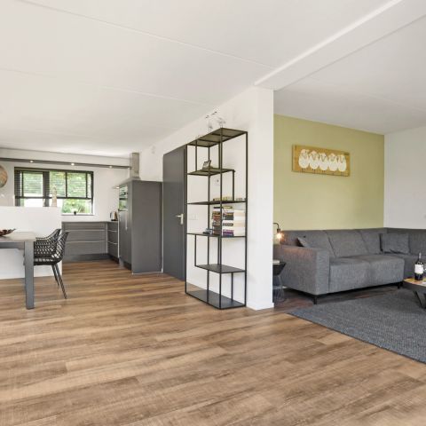 VILLA 4 personnes - 4B
