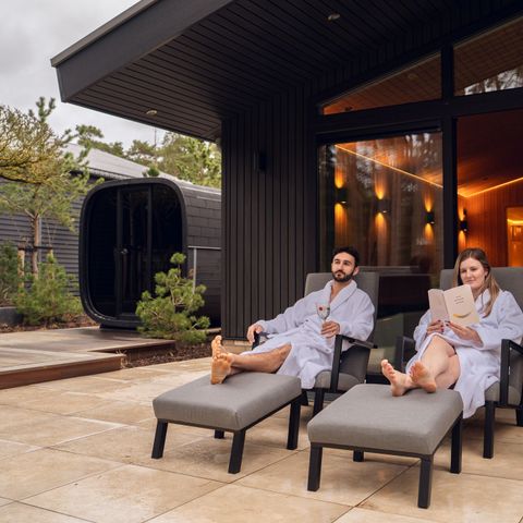 MAISON 2 personnes - Wellness Suite avec bain à remous, 2 saunas et lits de massage