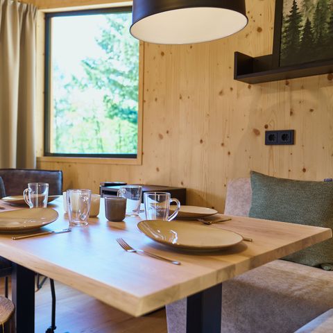 Hébergement 4 personnes - Maison de luxe dans les arbres avec toboggan