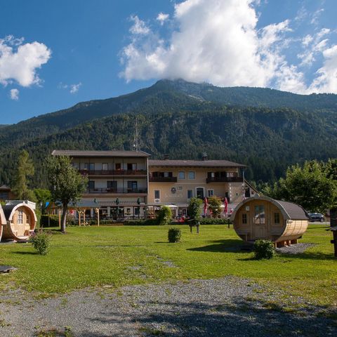 HÉBERGEMENT INSOLITE 3 personnes - Refuge pour randonneurs 2+1