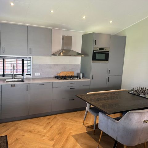 CHALET 6 personnes - Brick Lodge avec bain à remous