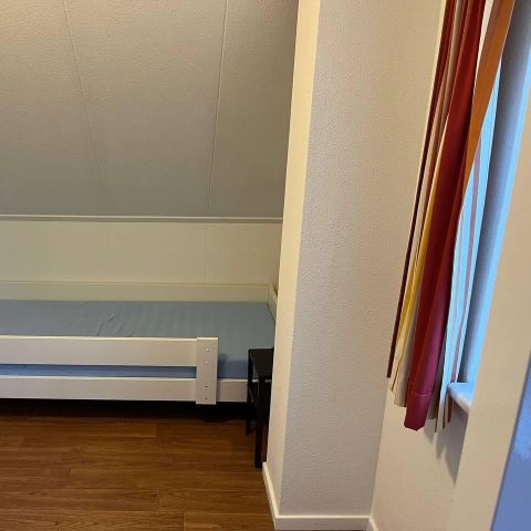 BUNGALOW 5 personnes - avec chambre de jardin luxueuse et vue sur l'étang de jeu