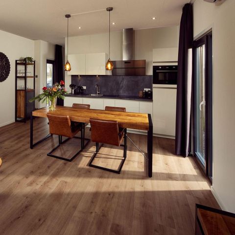 MAISON 4 personnes - Amalia 4 avec sauna et bain à remous