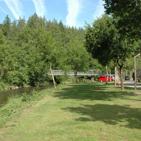 Emplacement - Champ de tracteurs