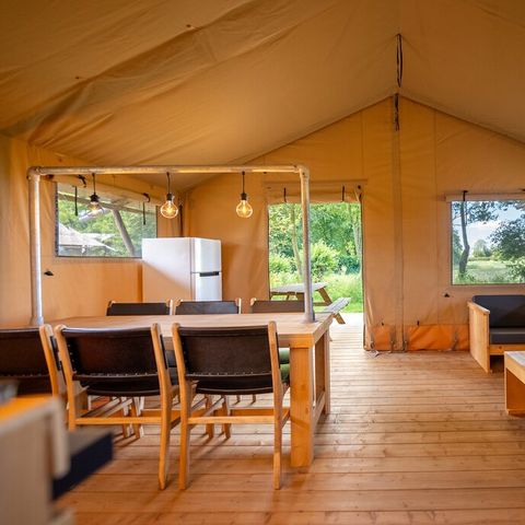 TENTE TOILE ET BOIS 8 personnes - 6-8