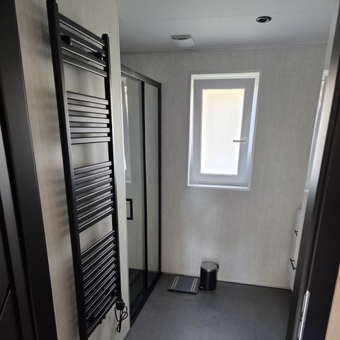 Lodge 4 personnes - Jardin clôturé à Aekinger et jacuzzi – Animaux non admis