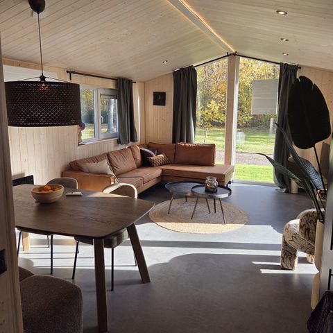 Lodge 4 personnes - Jardin clôturé à Aekinger et jacuzzi – Animaux non admis