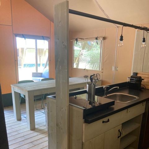 Tente en toile et en bois 6 personnes - Famille Glamping