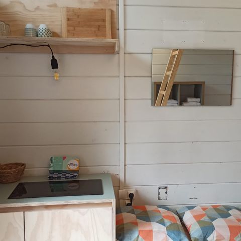 BUNGALOW 4 personnes - Rénovation d'une cabane en rondins de base
