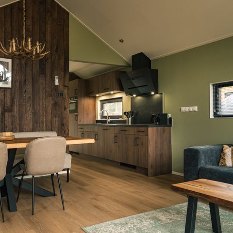 Lodge 4 personnes - Pavillon forestier avec bain à remous et sauna