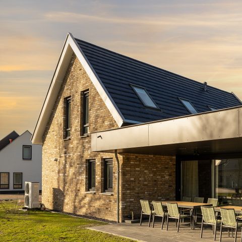 MAISON 12 personnes - Bains Piscine à vent