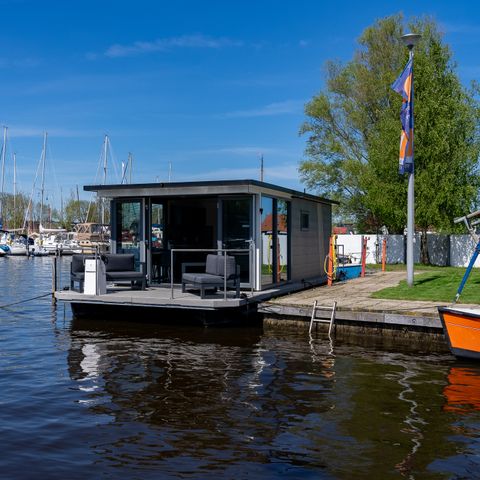 Hébergement 4 personnes - Bateau-logement Heeg