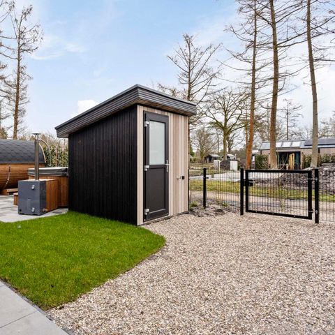 LODGE 6 personnes - Royal Eco Wellness (bain à remous)