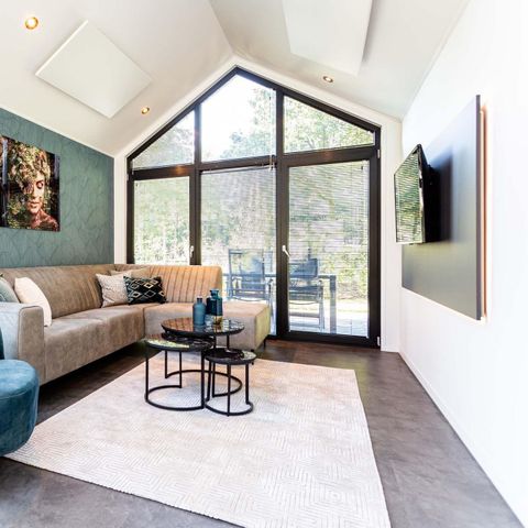 MAISON 4 personnes - Lodge Royal Eco Wellness (bain à remous)