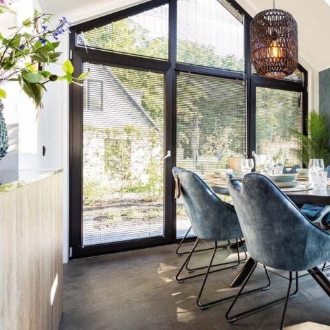 MAISON 4 personnes - Lodge Royal Eco Wellness (bain à remous)