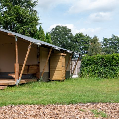 Tente en toile et en bois 6 personnes - y compris les installations sanitaires