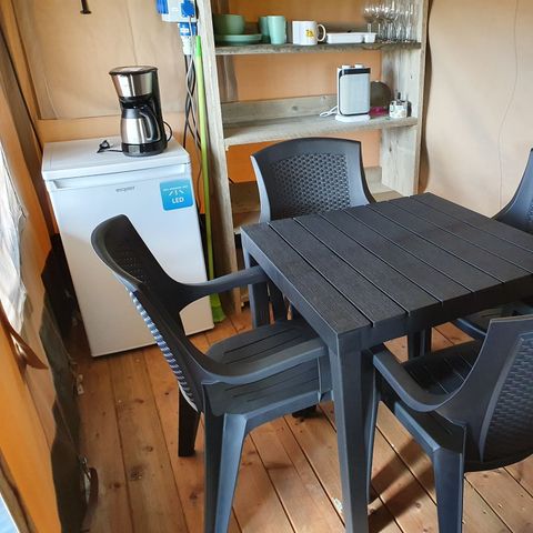 TENTE TOILE ET BOIS 4 personnes