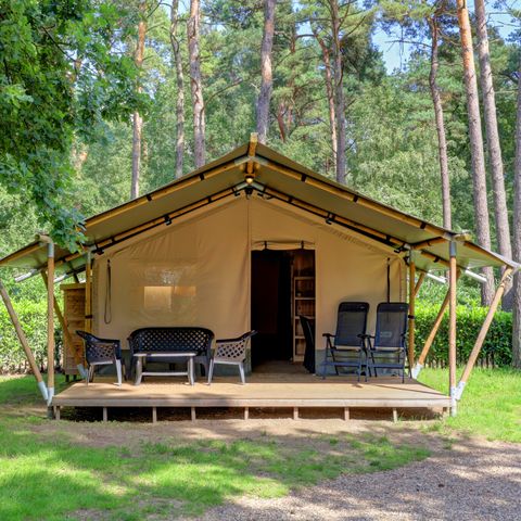 Tente en toile et en bois 4 personnes - y compris les installations sanitaires