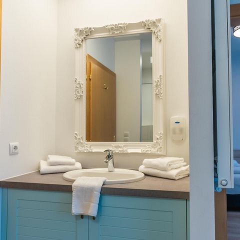 CHAMBRE 4 personnes - Chambre confort 4